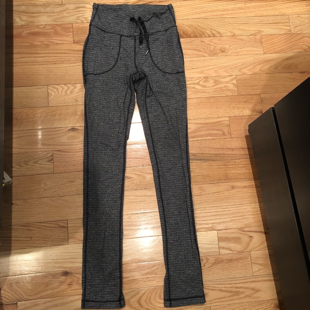 Lululemon coco pique (mixed grey) leggings